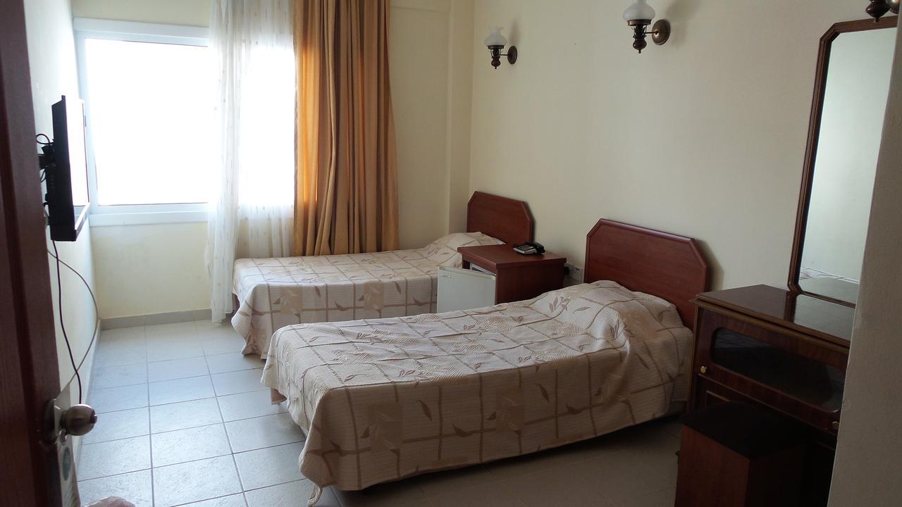 Kasgar Court Hotel Ayvaryara 外观 照片